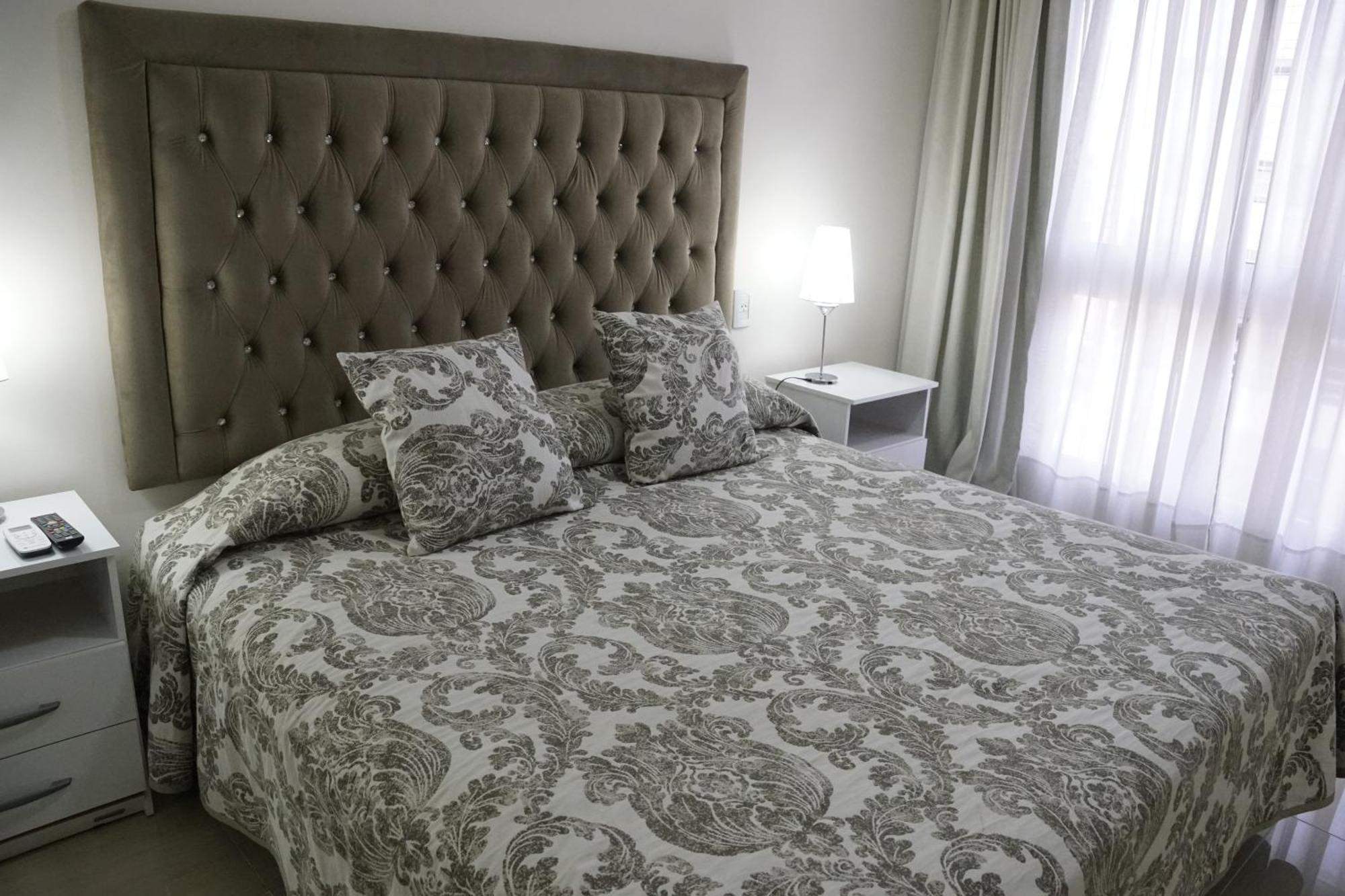 Hotel Howard Johnson Rosario Bagian luar foto